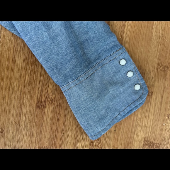 Rare 1970s Vintage Levi's Embroidered Chambray Shirt Unisex - Picture 3 of 9